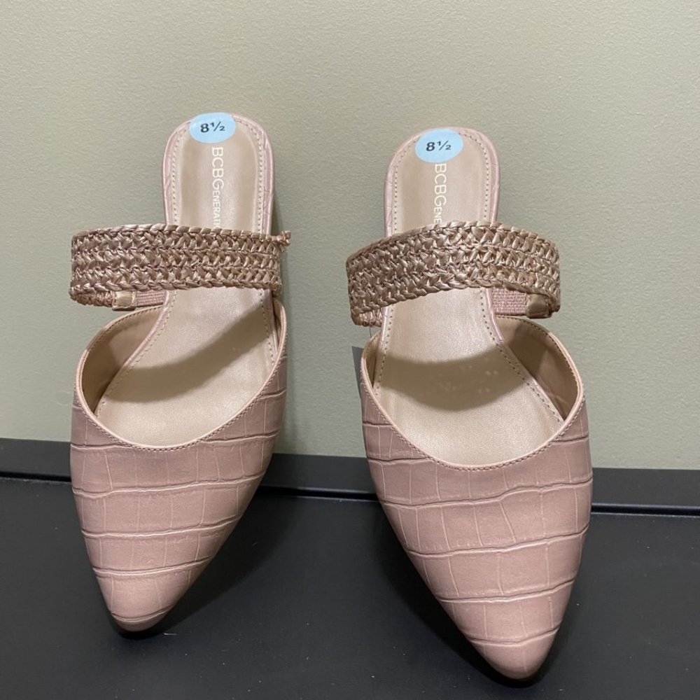PINK BCBGENERATION LEATHER SLIDE